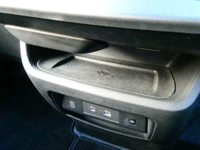 セレナ 2.0 ハイウェイスターV 日産純正メーカーナビ 後席モニター W電動スライド レーダークルコン レーンアシスト LEDランプ ワンオーナー車 盗難防止システム ETC装備 カーテンエアバッグ アルミホイール キーフリー メモリ-ナビ ナビTV 記録簿 エアコン(15枚目)