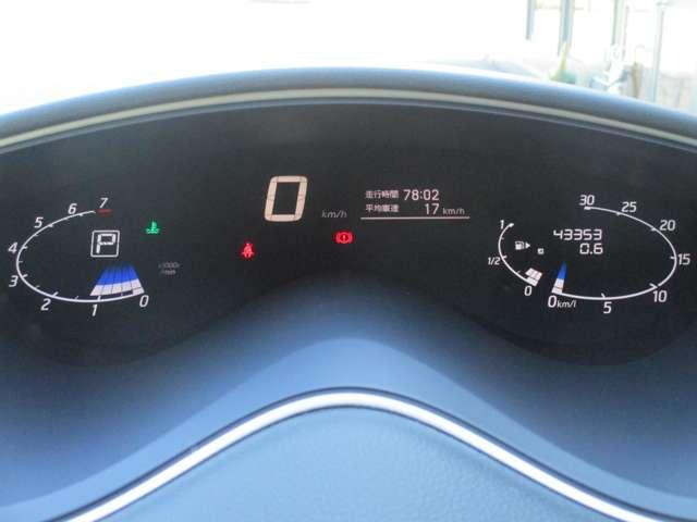 セレナ ２．０　ハイウェイスター　Ｓ－ＨＹＢＲＩＤ　アルパイン製８インチＨＤＤナビ　ワンオーナ　アイドリングＳＴＯＰ　スマートエントリー　寒冷地仕様　オートクルーズ　セキュリティ　Ｂカメラ　ドライブレコーダー　ＥＴＣ　アルミホイール　ＡＢＳ　ＨＤＤナビ　両側スライド片側電動ドア（8枚目）
