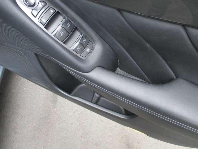 �y�b�g�{�g���z���_�[�̂���h�A�|�P�b�g���g������ǂ��֗��ł��B