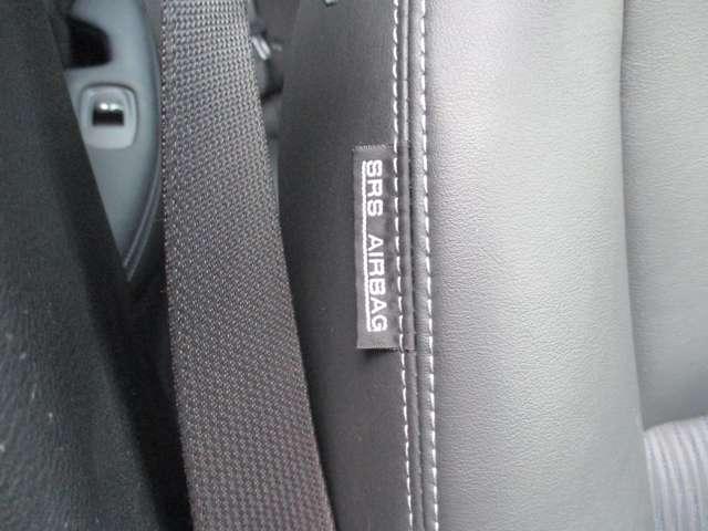 �T�C�h���J�[�e���G�A�o�b�N�ő�������̏Փˎ���������J�o�[���Ă���܂�