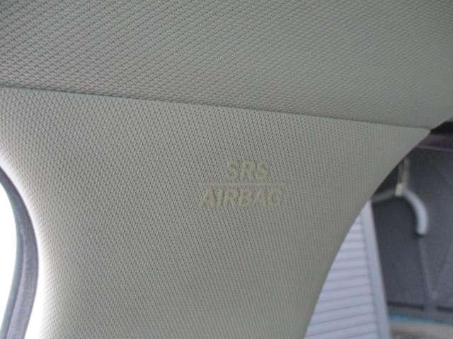 �T�C�h���J�[�e���G�A�o�b�N�ő�������̏Փˎ���������J�o�[���Ă���܂�