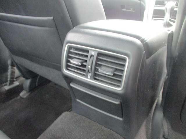 ��Ȃɂ��G�A�R���̐����o����������ƁA��Ȃ̏�������K�ɉ߂������Ƃ��ł��܂��B���ɁA�ď�͌�Ȃ������Ȃ肪���ł����A�G�A�R���̐����o����������΁A��Ȃ̉��x�������ĉ��K�ȋ�Ԃ����邱�Ƃ��ł��܂��B