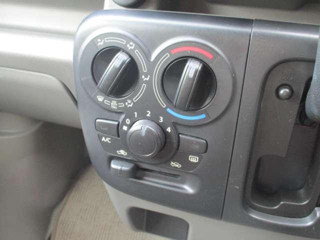 �_�C�������̃}�j���A���G�A�R���B�`�b�̂n�m�E�n�e�e�̓X�C�b�`�ɂȂ�܂��B