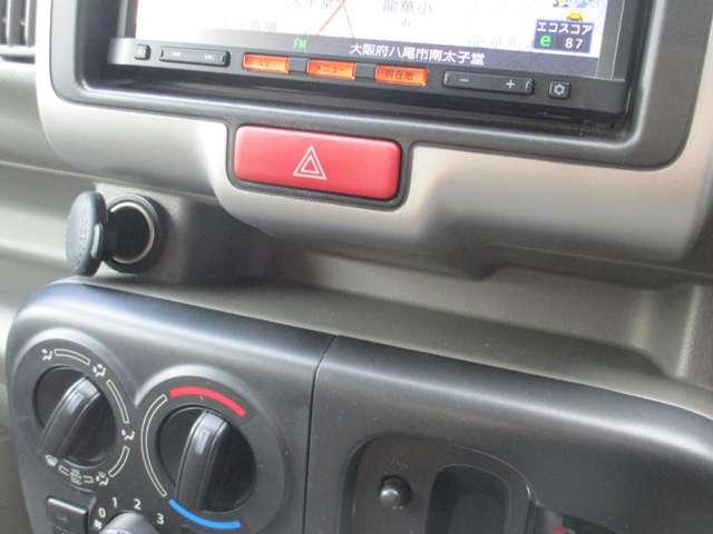 ���i�g���̏����ނ����[�ł���֗��Ȏ��[�X�y�[�X����������p�ӂ���Ă��܂�