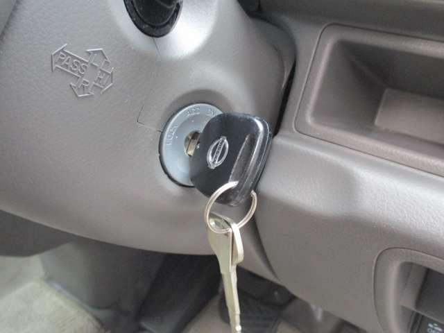 �����R���L�[�̃{�^������Ńh�A���b�N�̊J���\�ł��I