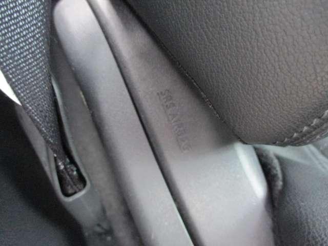 �T�C�h���J�[�e���G�A�o�b�N�ő�������̏Փˎ���������J�o�[���Ă���܂�