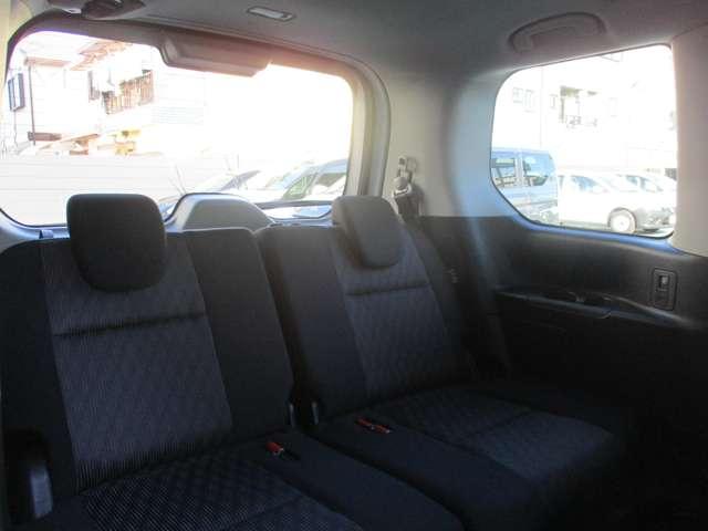 セレナ １．２　ｅ－ＰＯＷＥＲ　ハイウェイスター　Ｖ　日産純正メモリーナビ　スマートキープッシュスタート　左右パワースライドドア　エマージェンシーＢ　助手席エアバッグ　ＡＷ　ワンオーナー車　３列シート　ＥＴＣ車載器　ウォークスルー　ＬＫＡ　サイドカメラ（39枚目）