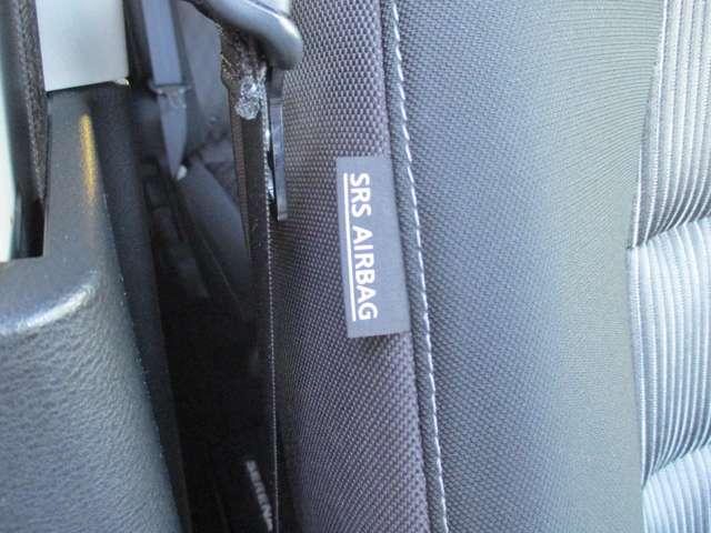 セレナ １．２　ｅ－ＰＯＷＥＲ　ハイウェイスター　Ｖ　日産純正メモリーナビ　スマートキープッシュスタート　左右パワースライドドア　エマージェンシーＢ　助手席エアバッグ　ＡＷ　ワンオーナー車　３列シート　ＥＴＣ車載器　ウォークスルー　ＬＫＡ　サイドカメラ（44枚目）