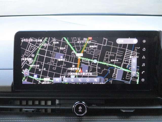 セレナ ２．０　ハイウェイスターＶ　日産純正メーカーナビ　プロパイロット　地上デジタル　ＬＫＡ　追従クルーズ　アイドリングＳ　スマートキー＆プッシュスタート　両側自動ドア　ＬＥＤヘッドライト　３列シート　Ｂカメラ　ワンオーナー　ドラレコ（5枚目）