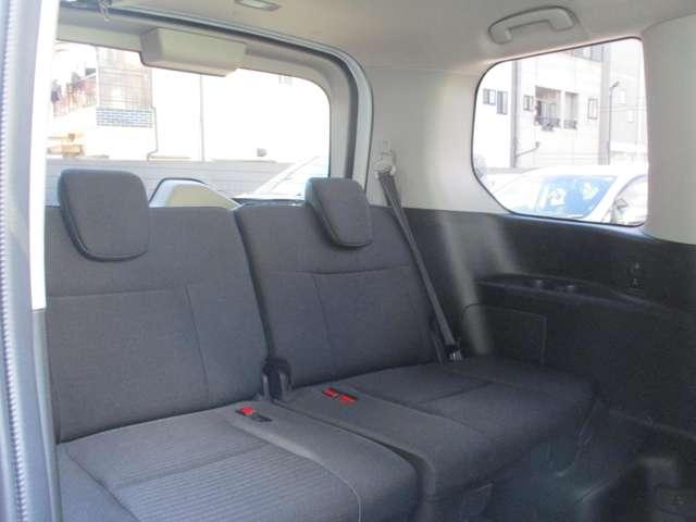 セレナ ２．０　ハイウェイスターＶ　日産純正メーカーナビ　プロパイロット　地上デジタル　ＬＫＡ　追従クルーズ　アイドリングＳ　スマートキー＆プッシュスタート　両側自動ドア　ＬＥＤヘッドライト　３列シート　Ｂカメラ　ワンオーナー　ドラレコ（42枚目）