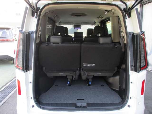 セレナ ２．０　ハイウェイスターＶ　日産純正メーカーナビ　プロパイロット　地上デジタル　ＬＫＡ　追従クルーズ　アイドリングＳ　スマートキー＆プッシュスタート　両側自動ドア　ＬＥＤヘッドライト　３列シート　Ｂカメラ　ワンオーナー　ドラレコ（43枚目）