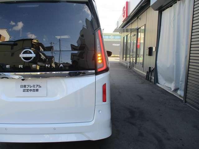 セレナ ２．０　ハイウェイスターＶ　日産純正メーカーナビ　プロパイロット　地上デジタル　ＬＫＡ　追従クルーズ　アイドリングＳ　スマートキー＆プッシュスタート　両側自動ドア　ＬＥＤヘッドライト　３列シート　Ｂカメラ　ワンオーナー　ドラレコ（57枚目）