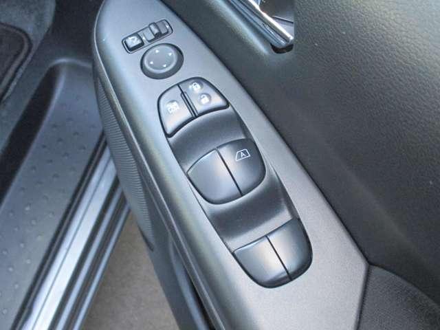 セレナ １．２　ｅ－ＰＯＷＥＲ　ハイウェイスター　パナソニック製１０インチメモリーナビ　衝突軽減ブレーキシステム　カーテンエアバック　３列シート　レーンキープ　ＡＣＣ　ＬＥＤライト　ワンオーナー　アルミ　バックモニター　ＥＴＣ　盗難防止　エアバッグ（31枚目）