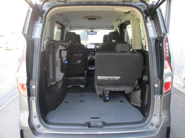 セレナ １．２　ｅ－ＰＯＷＥＲ　ハイウェイスター　パナソニック製１０インチメモリーナビ　衝突軽減ブレーキシステム　カーテンエアバック　３列シート　レーンキープ　ＡＣＣ　ＬＥＤライト　ワンオーナー　アルミ　バックモニター　ＥＴＣ　盗難防止　エアバッグ（41枚目）