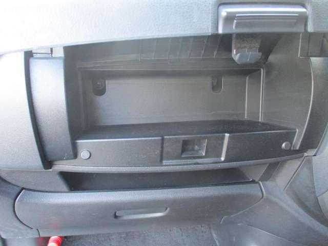 �A�b�p�[�{�b�N�X���A�b�p�[�g���C�ɕ��i�g���̏��������[�ł��܂�