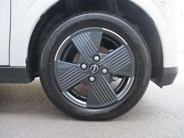 �������͑�������B���Y�����̃A���~�z�C�[���ő�����������B�^�C���T�C�Y�͂P�T�T�^�U�T�q�P�S�ɂȂ�܂�