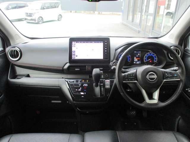 デイズ ６６０　ハイウェイスターＧターボ　プロパイロット　エディショ　日産純正メモリーナビ　地デジＴＶ　アイドリングＳ　スマキー　ＡＨＢ　追従クルコン　パワーステアリング　車線逸脱　ＥＴＣ　ＬＥＤ　元試乗車　メモリーナビゲーション　盗難防止装置　オートエアコン　ドラレコ（4枚目）