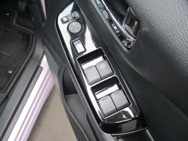 デイズ ６６０　ハイウェイスターＧターボ　プロパイロット　エディショ　日産純正メモリーナビ　地デジＴＶ　アイドリングＳ　スマキー　ＡＨＢ　追従クルコン　パワーステアリング　車線逸脱　ＥＴＣ　ＬＥＤ　元試乗車　メモリーナビゲーション　盗難防止装置　オートエアコン　ドラレコ（30枚目）