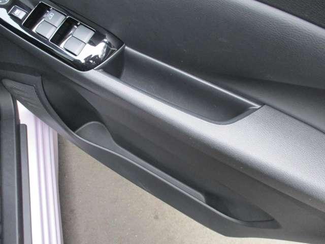 デイズ ６６０　ハイウェイスターＧターボ　プロパイロット　エディショ　日産純正メモリーナビ　地デジＴＶ　アイドリングＳ　スマキー　ＡＨＢ　追従クルコン　パワーステアリング　車線逸脱　ＥＴＣ　ＬＥＤ　元試乗車　メモリーナビゲーション　盗難防止装置　オートエアコン　ドラレコ（31枚目）