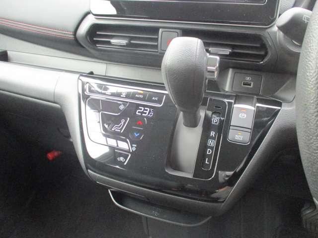 デイズ ６６０　ハイウェイスターＧターボ　プロパイロット　エディショ　日産純正メモリーナビ　地デジＴＶ　アイドリングＳ　スマキー　ＡＨＢ　追従クルコン　パワーステアリング　車線逸脱　ＥＴＣ　ＬＥＤ　元試乗車　メモリーナビゲーション　盗難防止装置　オートエアコン　ドラレコ（11枚目）