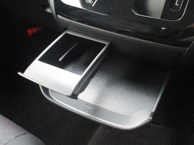 デイズ ６６０　ハイウェイスターＧターボ　プロパイロット　エディショ　日産純正メモリーナビ　地デジＴＶ　アイドリングＳ　スマキー　ＡＨＢ　追従クルコン　パワーステアリング　車線逸脱　ＥＴＣ　ＬＥＤ　元試乗車　メモリーナビゲーション　盗難防止装置　オートエアコン　ドラレコ（16枚目）