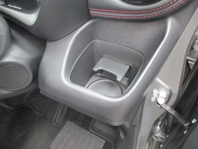 デイズ ６６０　ハイウェイスターＧターボ　プロパイロット　エディショ　日産純正メモリーナビ　地デジＴＶ　アイドリングＳ　スマキー　ＡＨＢ　追従クルコン　パワーステアリング　車線逸脱　ＥＴＣ　ＬＥＤ　元試乗車　メモリーナビゲーション　盗難防止装置　オートエアコン　ドラレコ（31枚目）