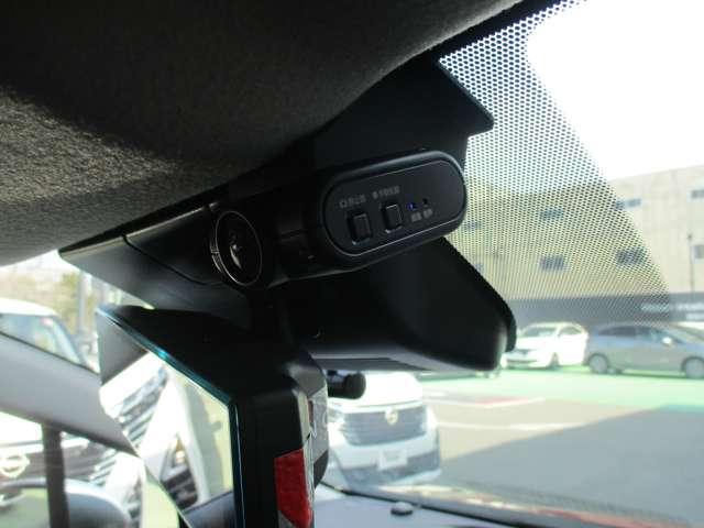 �������̎��̏u�Ԃ��L�^����O���������h���C�u���R�[�_�[�͂��Ȃ�����鋭�͂ȃA�C�e���̈�ł��B