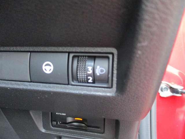 �ו��̏d���ɍ��킹�āA�����̒������ł��郌�x���C�U�[�t���k�d�c�w�b�h�����v�I