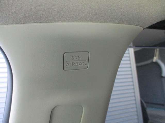 �T�C�h���J�[�e���G�A�o�b�N�ő�������̏Փˎ���������J�o�[���Ă���܂�