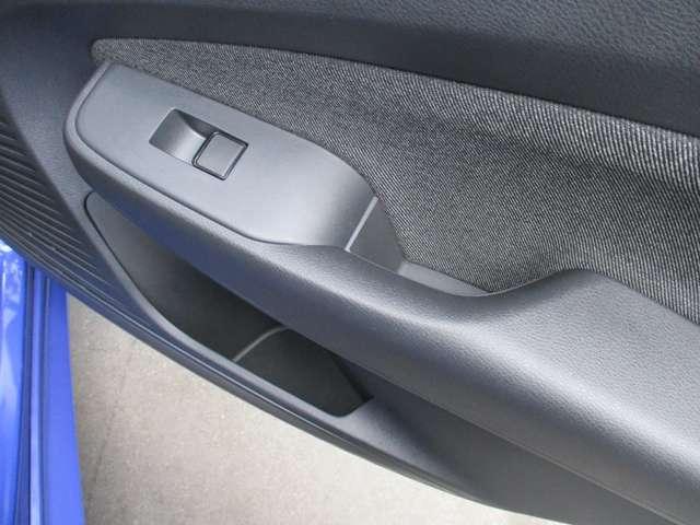 オーラ １．２　Ｇ　レザーエディション　日産純正メーカーナビ　プロパイロット　シートヒータ　スマ－トキ－　盗難防止装置　ＥＴＣ車載器　ＡＨＢ　元試乗車　ＬＥＤライト　ナビ＆ＴＶ　追従式クルーズコントロール　レーンキープ　アルミホイール（35枚目）