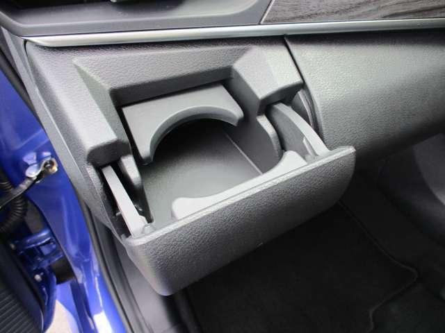 オーラ １．２　Ｇ　レザーエディション　日産純正メーカーナビ　プロパイロット　シートヒータ　スマ－トキ－　盗難防止装置　ＥＴＣ車載器　ＡＨＢ　元試乗車　ＬＥＤライト　ナビ＆ＴＶ　追従式クルーズコントロール　レーンキープ　アルミホイール（36枚目）