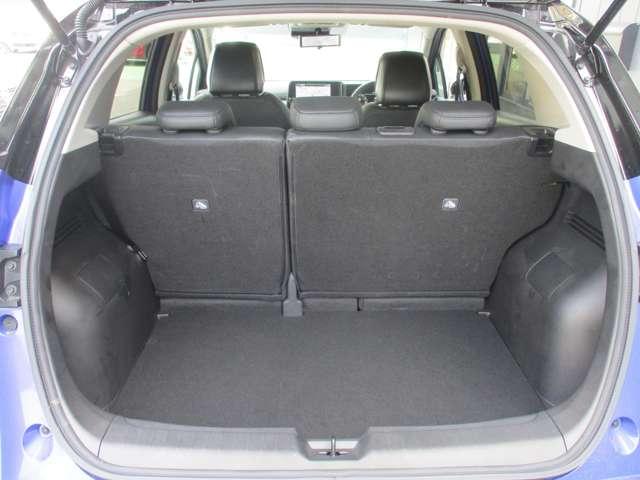 オーラ １．２　Ｇ　レザーエディション　日産純正メーカーナビ　プロパイロット　シートヒータ　スマ－トキ－　盗難防止装置　ＥＴＣ車載器　ＡＨＢ　元試乗車　ＬＥＤライト　ナビ＆ＴＶ　追従式クルーズコントロール　レーンキープ　アルミホイール（41枚目）