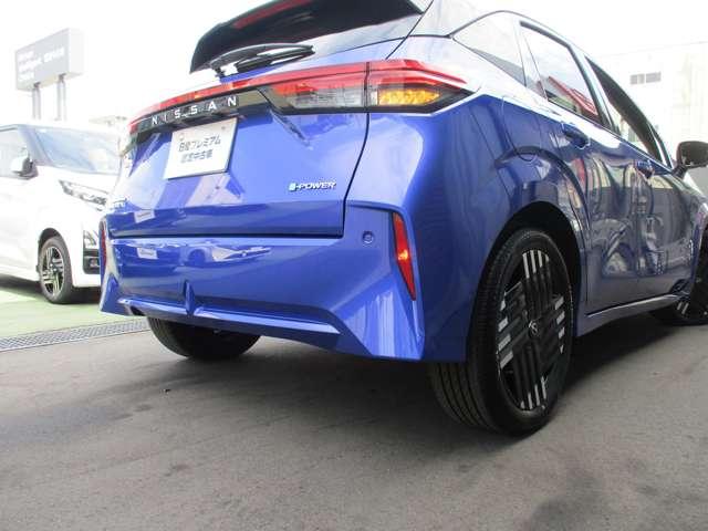 オーラ １．２　Ｇ　レザーエディション　日産純正メーカーナビ　プロパイロット　シートヒータ　スマ－トキ－　盗難防止装置　ＥＴＣ車載器　ＡＨＢ　元試乗車　ＬＥＤライト　ナビ＆ＴＶ　追従式クルーズコントロール　レーンキープ　アルミホイール（57枚目）