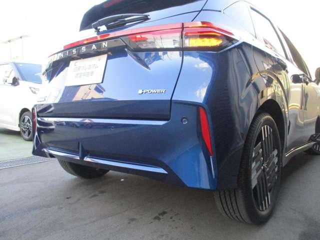 オーラ １．２　Ｇ　レザーエディション　日産純正メーカーナビ　プロパイロット　スマ－トキ－　整備記録簿　盗難防止装置　ＥＴＣ車載器　ＡＨＢ　元試乗車　ＬＥＤライト　ナビ＆ＴＶ　追従式クルーズコントロール　レーンキープ　アルミホイール　ＡＢＳ（59枚目）