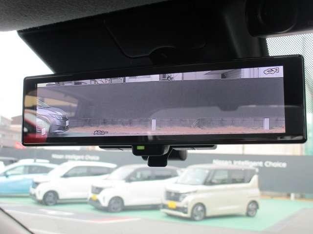 ���[���~���[�́A�ԗ�����̃J�����f�����~���[�ʂɉf���o���̂ŁA��Ԑl����ו��̗ʂɉe�������ꂸ���ł��N���A�Ȍ�����E�������܂�