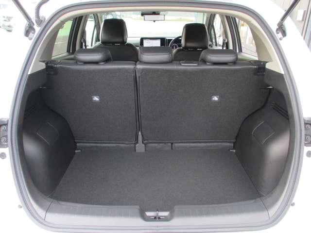 オーラ １．２　Ｇ　レザーエディション　日産純正メモリーナビ　プロパイロット　スマ－トキ－　整備記録簿　盗難防止装置　ＥＴＣ車載器　ＡＨＢ　元試乗車　ナビ　追従式クルーズコントロール　レーンキープ　アルミホイール　エアバッグ　エアコン（45枚目）