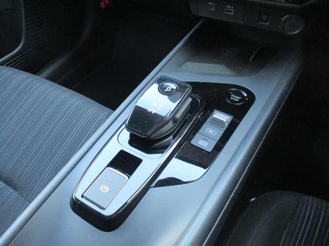 ノート 1.2 X 日産純正メモリーナビ 助手席エアバック PS PW 盗難防止 地デジ キーフリーシステム AAC 記録簿付き オートハイビーム カーテンエアバック ETC バックカメラ 展示試乗車UP ABS エアB(11枚目)