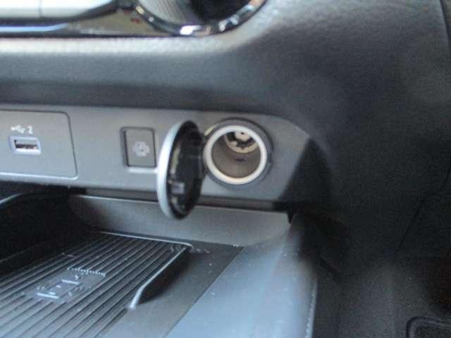 ノート 1.2 X 日産純正メモリーナビ 助手席エアバック PS PW 盗難防止 地デジ キーフリーシステム AAC 記録簿付き オートハイビーム カーテンエアバック ETC バックカメラ 展示試乗車UP ABS エアB(17枚目)