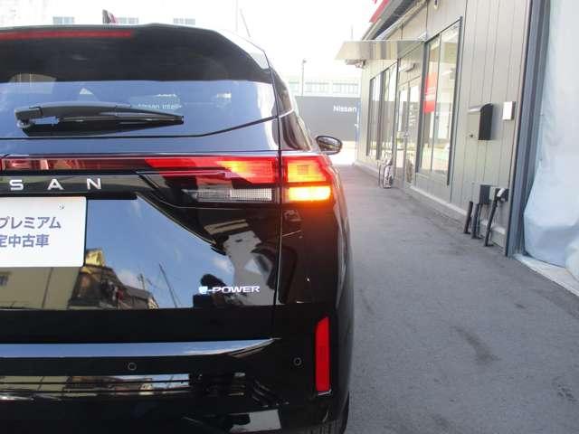 ノート 1.2 X 日産純正メモリーナビ 助手席エアバック PS PW 盗難防止 地デジ キーフリーシステム AAC 記録簿付き オートハイビーム カーテンエアバック ETC バックカメラ 展示試乗車UP ABS エアB(55枚目)