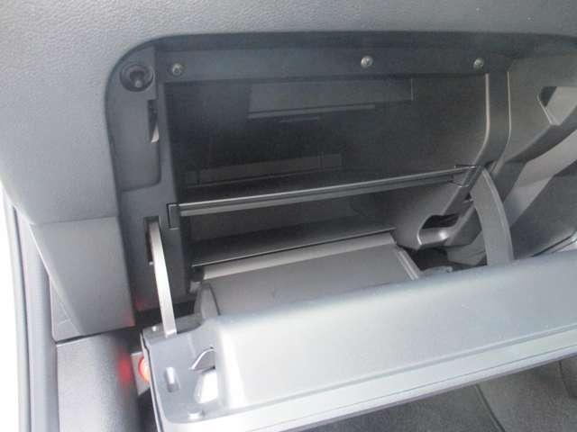 �����Ղ���[�ł���Q�i���̃O���[�u�{�b�N�X���g������ǂ��ł�