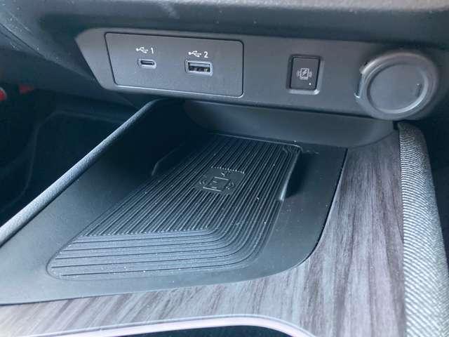 オーラ １．２　Ｇ　プロパイロット　サイド・カーテンエアバック　衝突被害軽減ブレーキ　踏み間違い防止　アラウンドモニター　ＬＥＤヘッドライト　純正メモリーナビ　ＥＴＣ２．０　インテリキー　スマートミラー　ＳＯＳコール（17枚目）