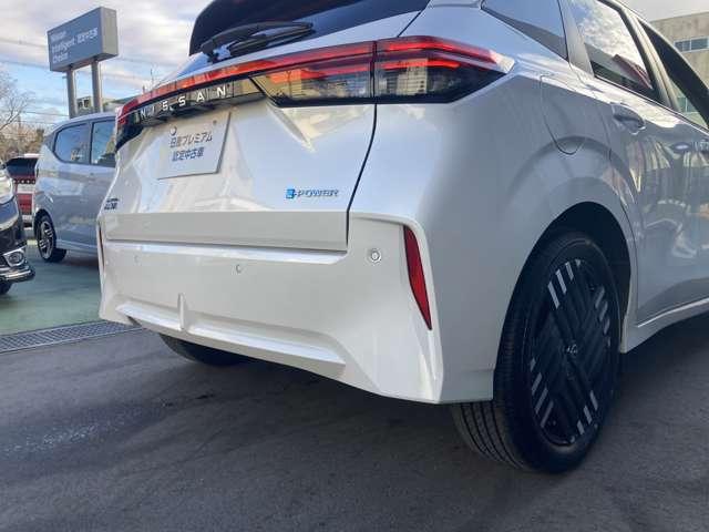 オーラ １．２　Ｇ　プロパイロット　サイド・カーテンエアバック　衝突被害軽減ブレーキ　踏み間違い防止　アラウンドモニター　ＬＥＤヘッドライト　純正メモリーナビ　ＥＴＣ２．０　インテリキー　スマートミラー　ＳＯＳコール（60枚目）