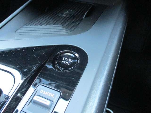 �y�C���e���W�F���g�L�[�z�@�h�A���b�N�̊J��G���W���X�^�[�g�̑���܂ł��{�^���ЂƂłn�j�Ȃ�ł��B���������ŁA���肪�ǂ����Ă��鎞���L�[���|�P�b�g�ɓ���Ă���΃{�^����Ńh�A���b�N���J�o���܂���