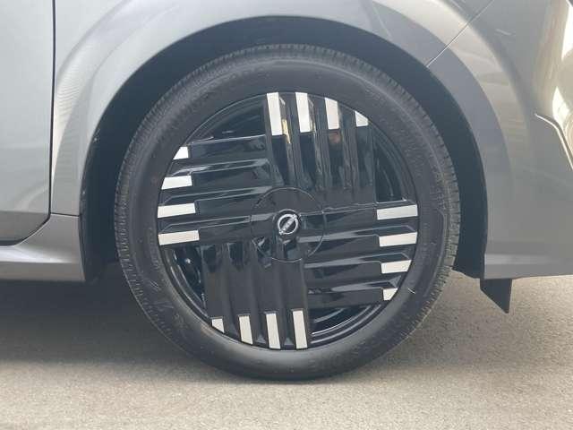 �������͑�������B���Y�����̃A���~�z�C�[���ő�����������B�^�C���T�C�Y�͂Q�O�T�^�T�O�q�P�V�ɂȂ�܂�