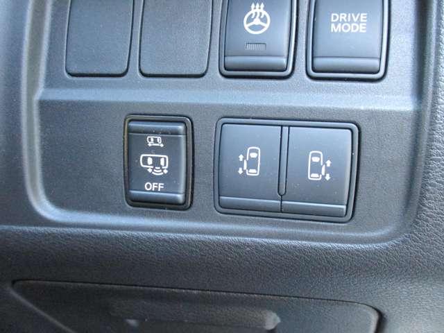 セレナ １．２　ｅ－ＰＯＷＥＲ　ハイウェイスター　Ｖ　プロパイロット　サイド・カーテンエアバック　アラウンドモニター　ＬＥＤヘッドライト　Ｗエアコン　フロントシートヒーター　ハンドルヒーター　寒冷地仕様　純正ディーラーナビ　両側電動スライドドア（33枚目）