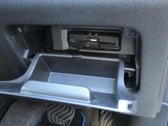 セレナ １．２　ｅ－ＰＯＷＥＲ　ハイウェイスター　Ｖ　プロパイロット　サイド・カーテンエアバック　アラウンドモニター　ＬＥＤヘッドライト　Ｗエアコン　フロントシートヒーター　ハンドルヒーター　寒冷地仕様　純正ディーラーナビ　両側電動スライドドア（34枚目）