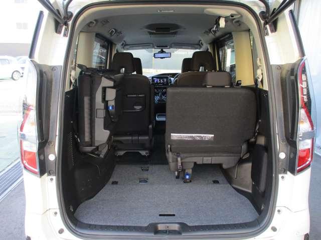 セレナ １．２　ｅ－ＰＯＷＥＲ　ハイウェイスター　Ｖ　プロパイロット　サイド・カーテンエアバック　アラウンドモニター　ＬＥＤヘッドライト　Ｗエアコン　フロントシートヒーター　ハンドルヒーター　寒冷地仕様　純正ディーラーナビ　両側電動スライドドア（44枚目）