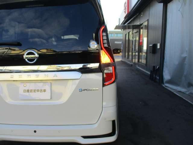 セレナ １．２　ｅ－ＰＯＷＥＲ　ハイウェイスター　Ｖ　プロパイロット　サイド・カーテンエアバック　アラウンドモニター　ＬＥＤヘッドライト　Ｗエアコン　フロントシートヒーター　ハンドルヒーター　寒冷地仕様　純正ディーラーナビ　両側電動スライドドア（59枚目）