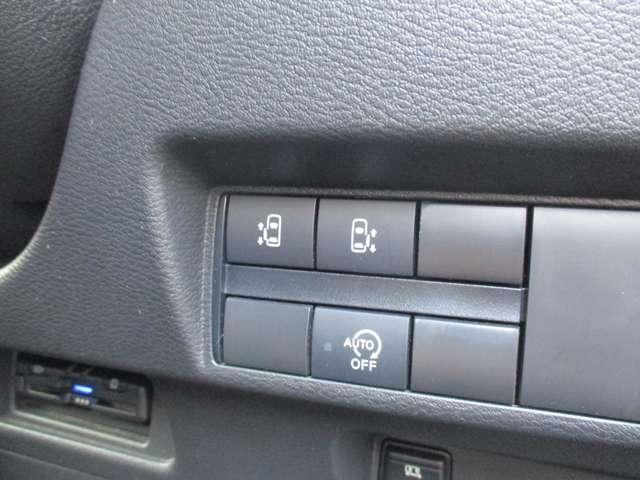 ��Ȃ̃X���C�h�h�A�͉^�]�Ȃ���w��{�ŊJ�\�ł��B����ɊO����͑��ŊJ�ł���I�[�g�n���Y�t���[�X���C�h�h�A�t���Ȃ̂ŗ��肪�ӂ������Ă��Ă����v�ł��B