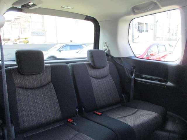 セレナ ＨＷＳＶエアロモード＋セフティＳハイブリッドアドバンスド　衝突被害軽減ブレーキ　踏み間違い防止　後席モニター　クルーズコントロール　アラウンドモニター　Ｗエアコン　両側電動スライドドア　パイオニア製８インチメモリーナビ　ＬＥＤヘッドライト（34枚目）